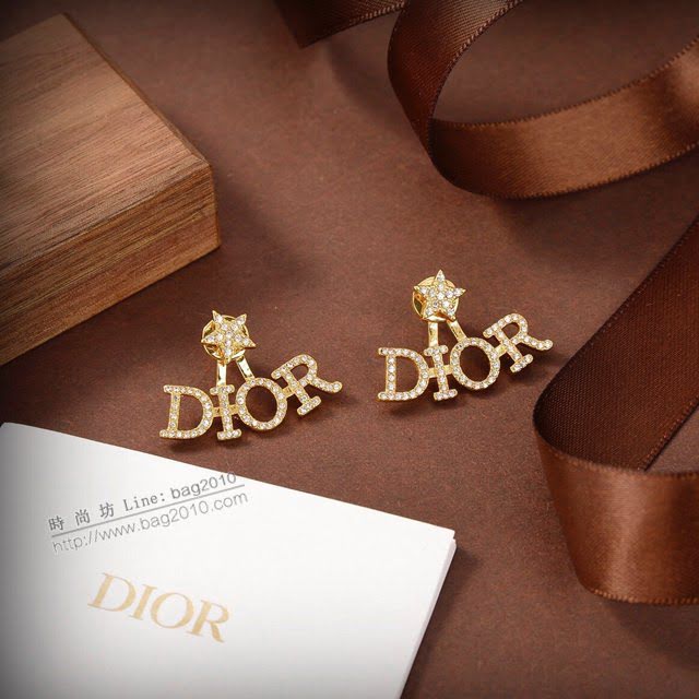 Dior飾品 迪奧經典熱銷新款字母Dior耳釘  zgd1055